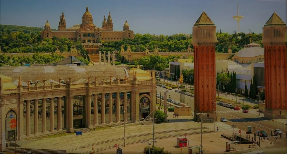La Plaza España y el palacio de Montjuïc
